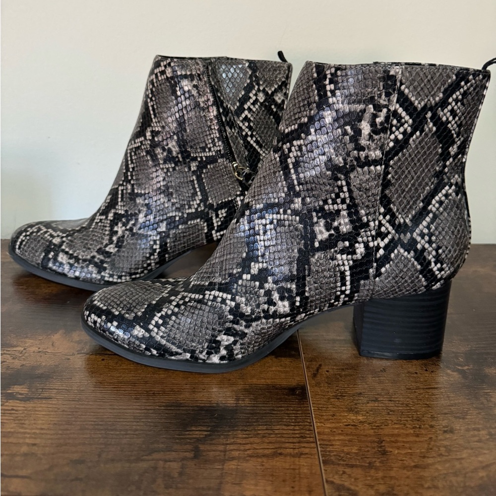 Old Navy Ankle Boots
